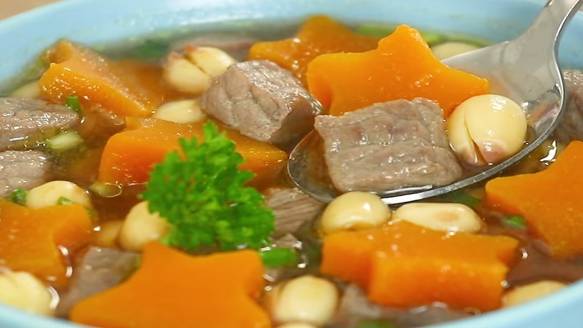 Thịt bò nấu bí đỏ thơm ngon, đầy đủ dưỡng chất